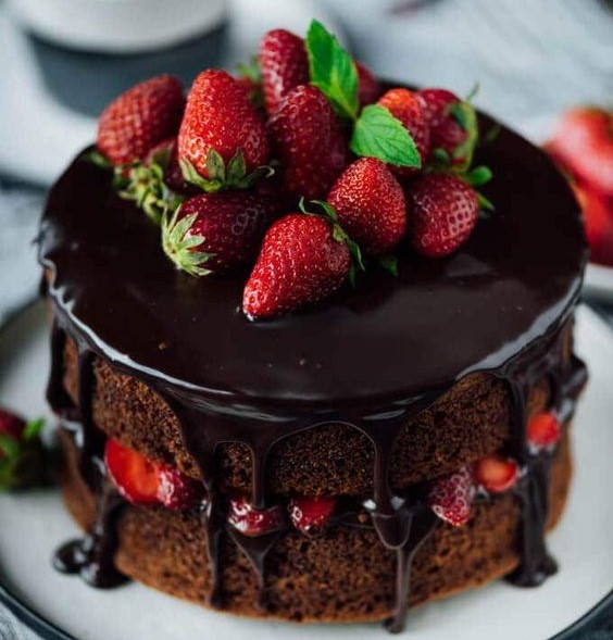 Chocolate Strawberry Cake